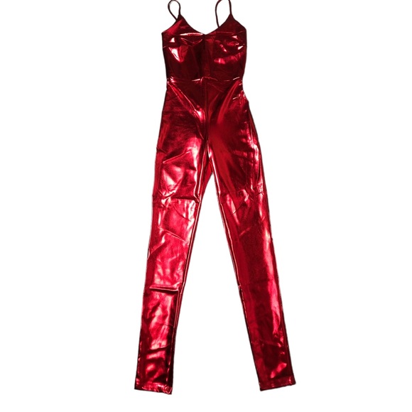 🎃Women’s Red Metallic jumpsuit varios sizes❤️ - Picture 5 of 12